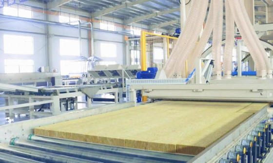 좋은 가격 Rock Wool Production Line with 10,000-60,000 Units Capacity High Temperature Curing and 1 Year Warranty for Mineral Wool Board 온라인으로