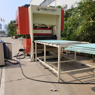 좋은 가격 Automatic Perforated Plasterboard MgO Board Sheet Metal Punching Machine 온라인으로