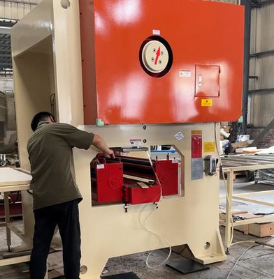 유압 프레스 공압 완전 자동 구멍 펀칭 머신 슬릿 및 그로밋 머신