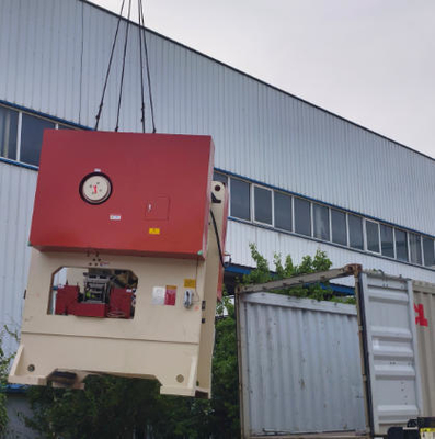 소규모 비즈니스를위한 석고 천장 타일 펀칭 기계 흡수 패널 생산 장비