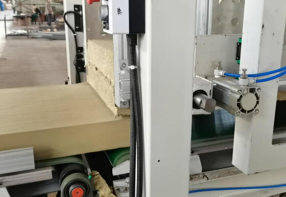 좋은 가격 2.4m Automatic Basalt Fiber Production Line with 60000 TPA Capacity and PLC Control System for Mineral Wool Board Manufacturing 온라인으로