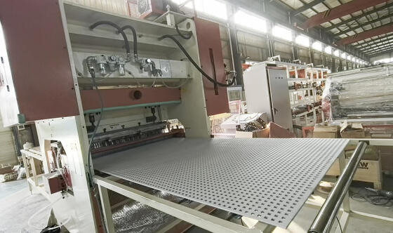 좋은 가격 석고 MDF 섬유 시멘트 보드용 200T 압력 50회/분 속도 및 1220mm 천공 폭을 갖춘 자동 CNC 패널 펀칭기 온라인으로
